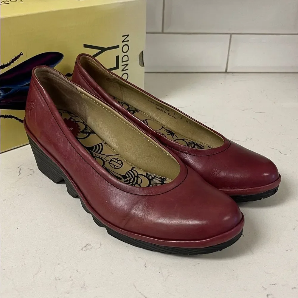 FLY London Women's Wedge Pump Bordeaux Pumps Size Euro 39 US 8 - 8 1/2 approx